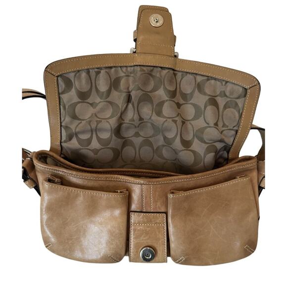 COACH Vintage Soho Leather Flap Bag Camel Brown Purse Y2K - Picture 13 of 16